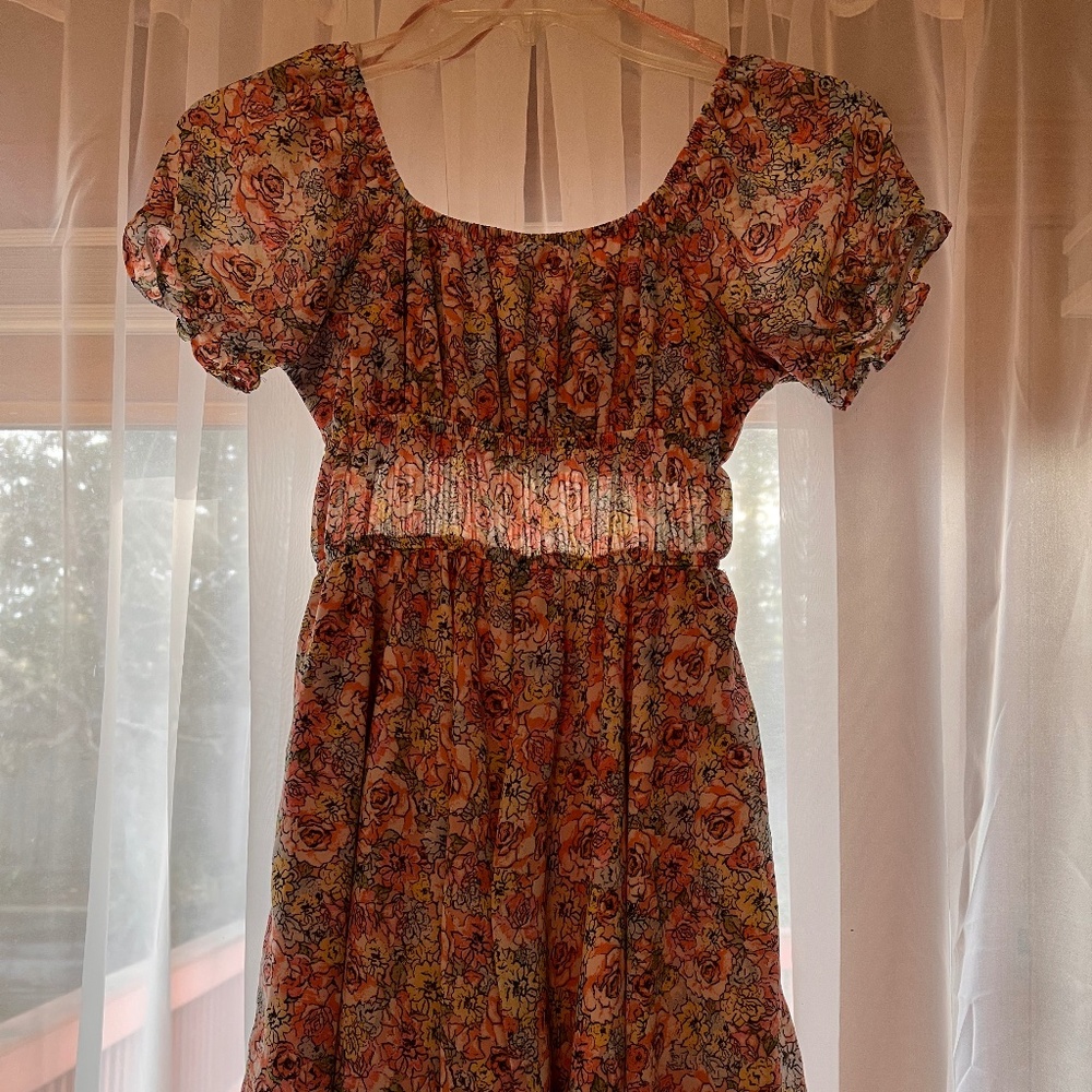 Selfie brand floral summer dress with multicolored tiny flowers